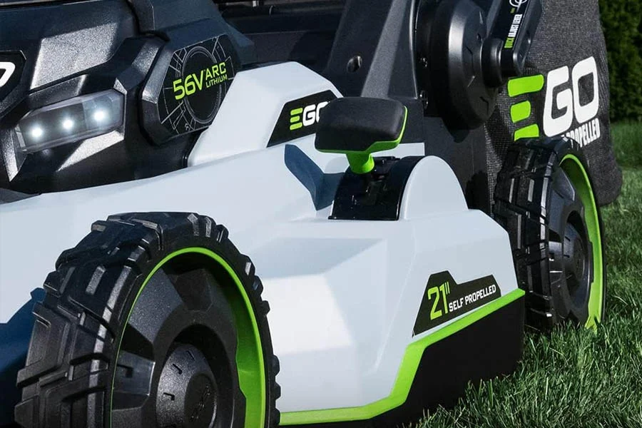 battery operated self propelled lawn mowers